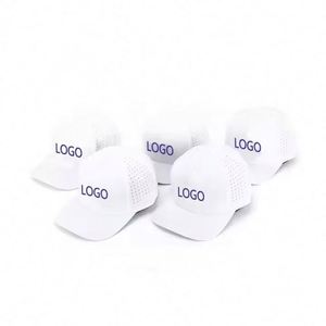 Gorra Deportiva de 5 Paneles con Logotipo Bordado Personalizado, Gorra de Béisbol y Golf con Perforaciones Cortadas con Láser - Product Image 1