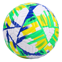 Ballon de football en PVC Aiju en gros, taille 5, cousu à la machine, haute qualité, tendance, cadeaux promotionnels, sports d'équipe, logo personnalisé