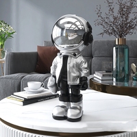 Kreative Astronauten-Wohnzimmer-Dekoration, Große Boden-Stehlampe für Sofa oder TV-Schrank, Leichte Luxus-Heimdekoration als Astronautenfigur