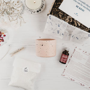 2022 Kit de fabrication de bougies en cire de soja à motif terrazzo à <span class=keywords><strong>faire</strong></span> <span class=keywords><strong>soi</strong></span>-même Coffret cadeau fait main pour lui et elle pour la maison ou les occasions de Noël - Product Image 2