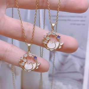 Collier unique en forme de cœur d'ananas plaqué or 18 carats avec pendentif en zircon scintillant, style tropical, cadeau pour lui - Product Image 6