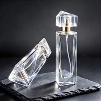 Flacons de parfum en stock, col de 15 mm, 30/50 ml, en verre transparent, vides, rechargeables, forme triangulaire, vente en gros