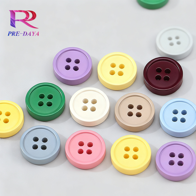 Wholesale Colorful Resin Buttons Round Four-eye Hand-sewn Buttons Polo Shirts Collars Cuffs Skirt Buttons