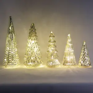 Luxus 3d Weihnachten LED Lichter Tischplatte Tannenzapfen mund geblasen Glas Weihnachts baum mit LED-Lichtern