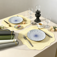 Ensemble de sets de table en PVC tissé résistant à la chaleur et antidérapant, lavable, durable, pour usage domestique, personnalisable