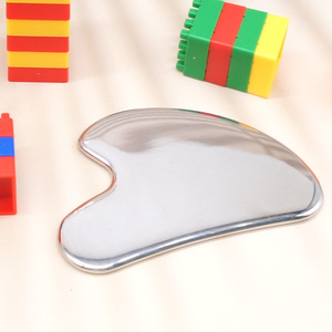 Oferta Imperdível: Ferramenta Gua Sha em Aço Inoxidável em Formato de Coração, Prata, Placa de Raspagem Facial 8.0*5.5cm 95g, Massageador Antienvelhecimento para Spa - Product Image 2
