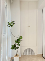 Coffre de rangement minimaliste sans cadre pour balcon, hydrofuge et verrouillable, idéal pour l'organisation des objets en extérieur dans les condos urbains