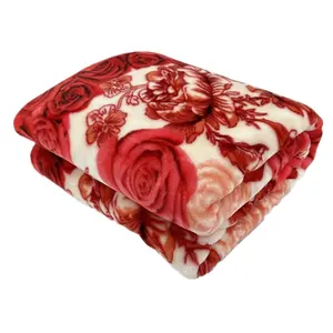 Özel kumaş çiçek baskı flanel polar kanepe battaniyesi atmak polyester yatak battaniyesi cobijas