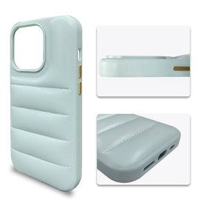 Étui de téléphone personnalisé de luxe en cuir matelassé veste d'hiver étui de téléphone 3D en tissu doux pour iphone 14 13 12 pro x xr max - Product Image 4