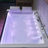 Baignoire de Luxe Intérieure SPA avec Chute d'Eau, Jets Massants et Jacuzzi pour Villa