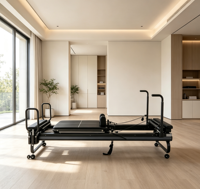 Matériel de fitness de luxe durable et réglable pour studio de yoga, lit de Pilates Reformer, équipement fonctionnel et peu encombrant