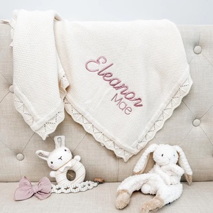 Vente en gros de couverture tricotée au crochet 100% coton doux <span class=keywords><strong>pour</strong></span> bébé en dentelle couverture en tricot <span class=keywords><strong>pour</strong></span> bébé de couleur personnalisée <span class=keywords><strong>pour</strong></span> la broderie - Product Image 4