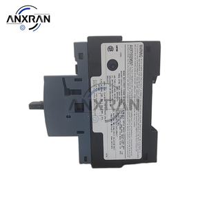 Disjoncteur Siemens 3RV2321-4EC10 à connexion par vis 32A 3RV23214EC10 - Product Image 2