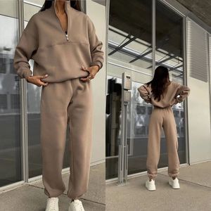 <strong>Women</strong> <strong>Fleece</strong> Two Piece Pants Set Solid Long Sleeve Zipper Tracksuits Autumn Winter Warm Female Pullover Sweatsuits - Product Image 3