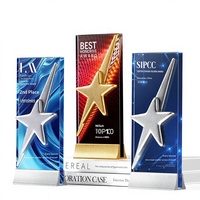 Trophée créatif en cristal et métal, sur mesure, haut de gamme, pour récompenser les employés exceptionnels lors de la réunion annuelle de l'entreprise