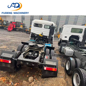 Camión Tractor Shaman de Alta Calidad, 430 Caballos de Fuerza, F3000, Cabeza Tractora 6*4, Conducción Derecha/Izquierda, Camión Pesado - Product Image 5