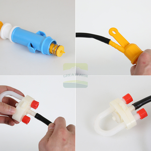 Nouvelle Abreuvoir Automatique Améliorée Style <span class=keywords><strong>Plasson</strong></span> pour Volaille, Cloche à Boire 1,8L, Plateau d'Abreuvement à 360 Degrés pour Poulets et Canards en Ferme - Product Image 6