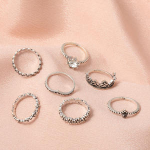 แหวนผสมสไตล์ยุโรปและอเมริกาชุดเครื่องประดับ7ชิ้นลายดอกไม้ประดับเพชรย้อนยุค - Product Image 4