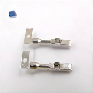 หัวต่อรถ1897598-1TEOriginal ในสต็อกเทอร์มินัลแบบกดจุดเดียว - Product Image 3