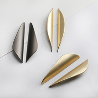 Poignées de meubles modernes en alliage de zinc, courbées, double face, pour armoire, garde-robe, tiroir