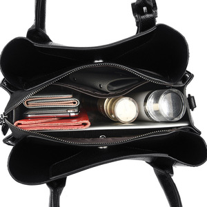 Bolso de mano de cuero de diseño de lujo, bolso de hombro de moda para mujer, bolso tipo cubo de cuero PU con asa superior - Product Image 4