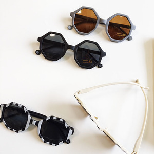 Gafas de Sol Modernas para Niños 2024 <span class=keywords><strong>con</strong></span> <span class=keywords><strong>Lentes</strong></span> UV400, Gafas para Bebés <span class=keywords><strong>con</strong></span> Marco de PC, Gafas de Sol Infantiles - Product Image 6