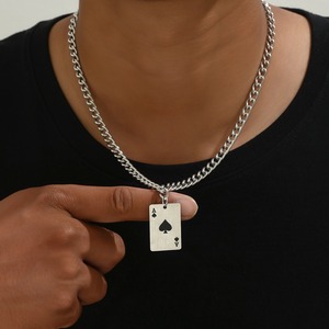 Nouveau produit créatif européen et américain : Chaîne à maillons en acier titane en forme de pêche noire, tendance unisexe Hip Hop - Product Image 3