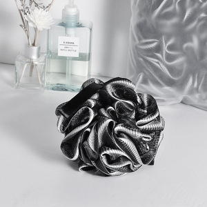 Balle de bain moussante de qualité supérieure, grande taille, extra douce, pour hommes et femmes, outil exfoliant - Product Image 2