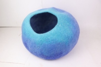 Niche pour chat Samyak XL en feutre, en laine mérinos, avec motif visage de chat, bleu dégradé rayé, pour intérieur, amovible, lavable, écologique