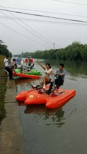 Vélos aquatiques <span class=keywords><strong>en</strong></span> plastique HDPE, vélo aquatique, manèges aquatiques, pièces <span class=keywords><strong>en</strong></span> acier inoxydable - Product Image 4