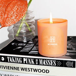 <span class=keywords><strong>Bougie</strong></span> parfumée au parfum <span class=keywords><strong>d</strong></span>'huile <span class=keywords><strong>de</strong></span> <span class=keywords><strong>massage</strong></span> corporel en <span class=keywords><strong>cire</strong></span> <span class=keywords><strong>de</strong></span> soja saine <span class=keywords><strong>de</strong></span> luxe Bocal en verre <span class=keywords><strong>de</strong></span> couleur verte classique Faveurs <span class=keywords><strong>de</strong></span> mariage <span class=keywords><strong>Bougie</strong></span> parfumée - Product Image 3