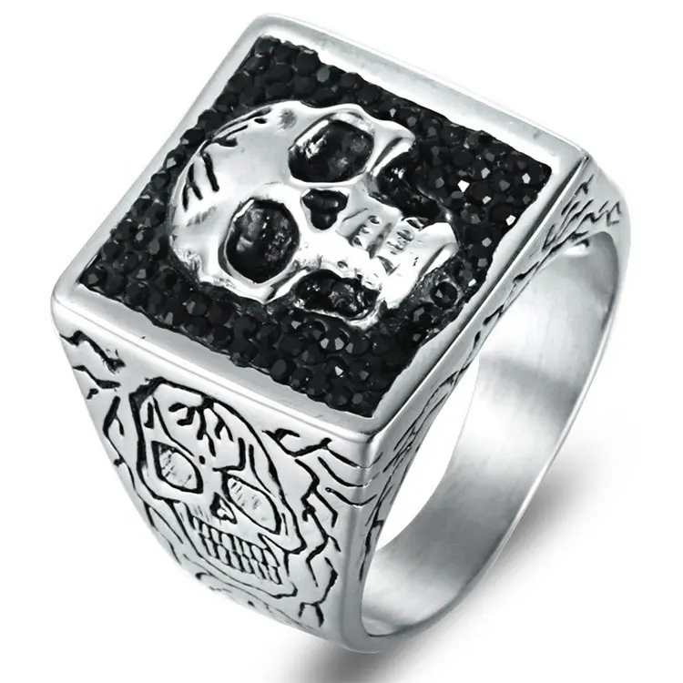 Großhandel Titan 316L Edelstahl Vintage schwarz Stein Kristall Einstellung Schädel Gothic Punk Ring Männer Schmuck