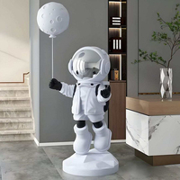 Décoration intérieure d'hôtel, design moderne, statue d'astronaute grandeur nature en résine avec motif animal, à vendre