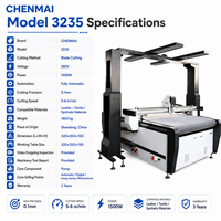 Machine de découpe à couteau oscillant Shandong Chenmai 3235 avec grande table de convoyeur à vide pour le traitement des tissus