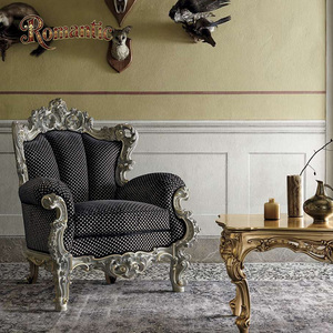Set di Divani Angolari di Lusso Europei in Legno Massello Intagliato a Mano con Dettagli <span class=keywords><strong>Oro</strong></span> <span class=keywords><strong>e</strong></span> <span class=keywords><strong>Argento</strong></span> per Soggiorno di Villa, Rivestimento in Tessuto <span class=keywords><strong>e</strong></span> Spugna - Product Image 2