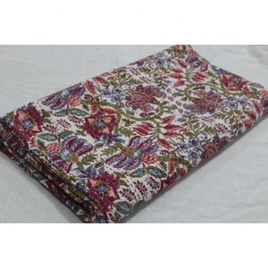 Ấn Độ <span class=keywords><strong>Handmade</strong></span> Cotton <span class=keywords><strong>Kantha</strong></span> Quilt Floral Queen Kích Thước Bộ Đồ Giường Ném Gudri Dân Tộc Trải Giường <span class=keywords><strong>Kantha</strong></span> Quilt Trang Trí Nội Thất Ném - Product Image 1