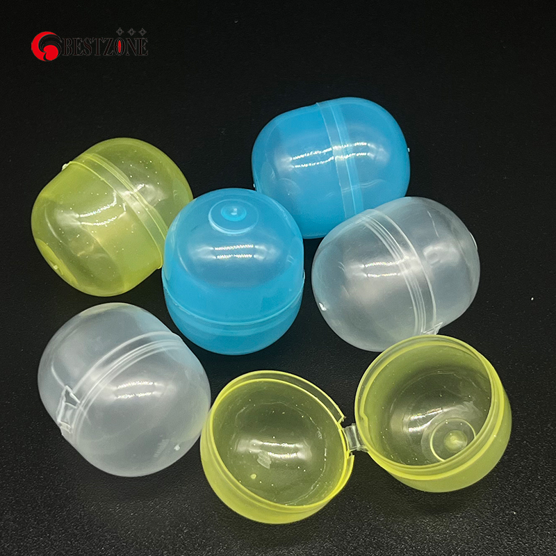 30 35 mm Hinged Plastic Empty