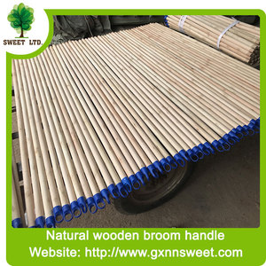 Escoba de madera pulida natural con rosca griega italiana para limpieza del hogar - Product Image 6