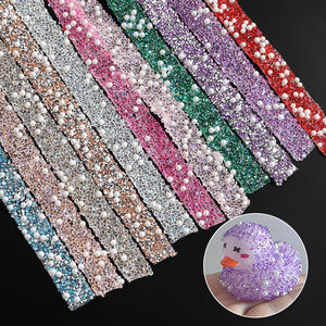 Nouveau design 2026 – Ruban de chaîne multicolore en verre, fausse perle et strass, à coller ou à coudre, pour sacs, voitures et masques – Vente en gros - Product Image 4