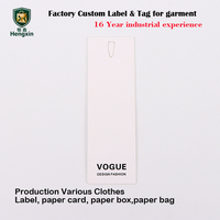 Impression de brochures brillantes sur papier cartonné 400 g/m² avec impression numérique, couverture rigide, découpe à la forme, présentoirs de vente au détail, papier couché