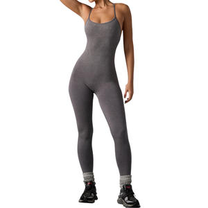 Body de Mujer Personalizado con Espalda Cruzada Color Carbón, de Alta Elasticidad, Spandex y Poliéster, Ropa Deportiva con Cuello Redondo y Almohadillas para el Pecho - Product Image 1