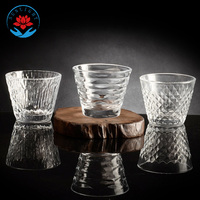 Usine en gros 70ml 2.5oz gravé moderne pas cher prix saké verre à liqueur ensemble de tasses