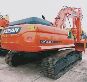 Excavatrice Doosan DX300 d'occasion, 30 tonnes, sur chenilles, modèle 2024, équipée d'un moteur, d'une boîte de vitesses et d'une pompe contrôlés par PLC, d'occasion - Product Image 5