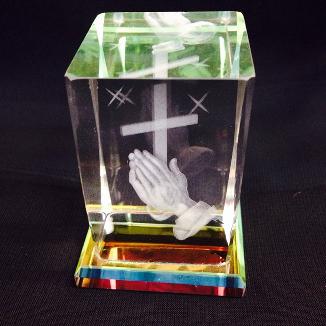 3D Art Religious Praying Hand Cross Crystal Glass Laser Cube MH-F0437