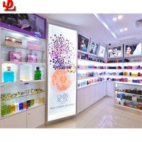 Kiosque de beauté intérieur avec LED Eco-Friendly Skin Care 3d Design Display Counter Table Cosmetics Mall Sourcils Booth Retail Perfume