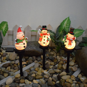 Lampes solaires de jardin en forme de bonhomme de neige, LED, décoration extérieure, résistantes à l'eau, alimentées par énergie solaire, lampes à piquet pour patio et cour - Product Image 2