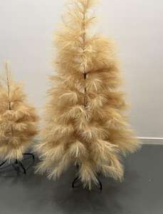 Venta al por Mayor a Precio de Fábrica, Árboles de Hierba de Pampas Artificiales de 3 pies, 4 pies, 5 pies, 7 pies y 8 pies - Product Image 2