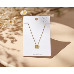 Collana Nocoll X con Ciondolo in Acciaio Inossidabile Placcato Oro, Charm Minimalista con Lettera, Unisex per Uso Quotidiano 12x14cm - Product Image 2