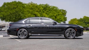 <span class=keywords><strong>BMW</strong></span> <span class=keywords><strong>760i</strong></span> <span class=keywords><strong>xDrive</strong></span> berline d'occasion 2024 - Product Image 4
