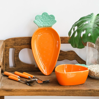 Assiettes et plats en céramique et grès personnalisés, écologiques, modernes, peints à la main, avec motifs végétaux et fruités, pour la vente en gros